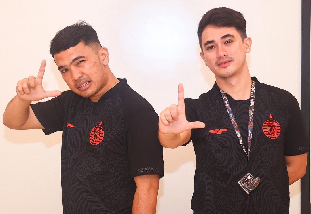 Putra Siregar dan artis Rico Valentino