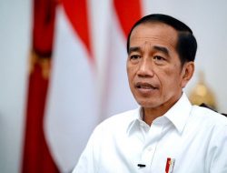 Jokowi Minta Lukas Enembe Hormati dan Jalani Proses Hukum yang Berlaku di KPK