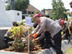 Alumni Akpol 90, Teguhkan Komitmen Hijau Lewat Penanaman Pohon di Ambarawa