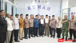 foto-berita-tegaskan-bukan-konflik-sara-warga-padang-sarai-sepakat-damai–310725075519 foto-berita-tegaskan-bukan-konflik-sara-warga-padang-sarai-sepakat-damai–310725075519
