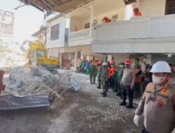 Hari ke-6: Mereka Masih Gali Harapan di Balik Puing