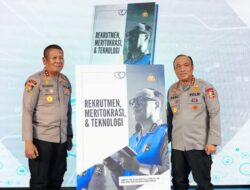 Lewat Buku, Wakapolri Dorong Ilmu Kepolisian Lebih Terbuka dan Akademik